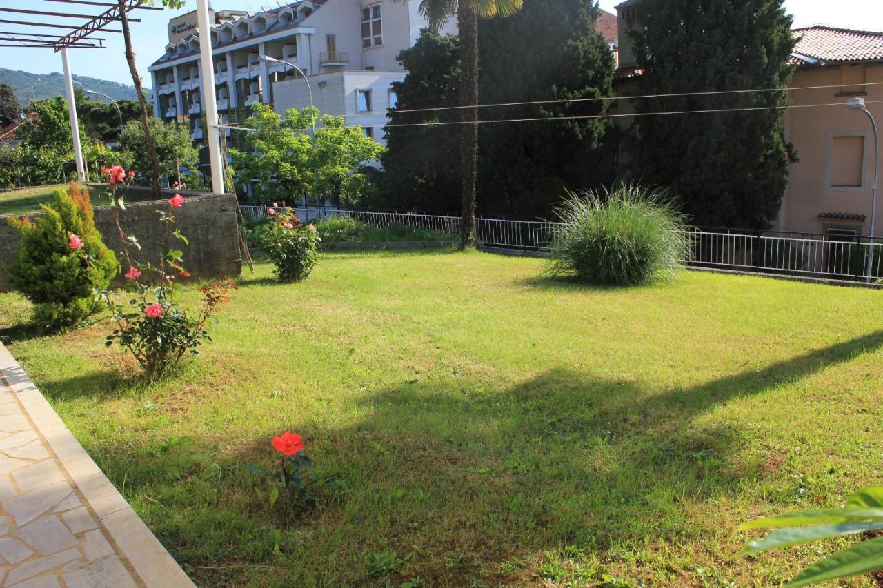 Apartments With A Parking Space Lovran, Opatija - 7705 Екстер'єр фото