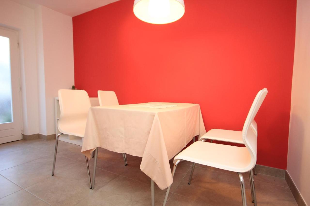 Apartments With A Parking Space Lovran, Opatija - 7705 Екстер'єр фото